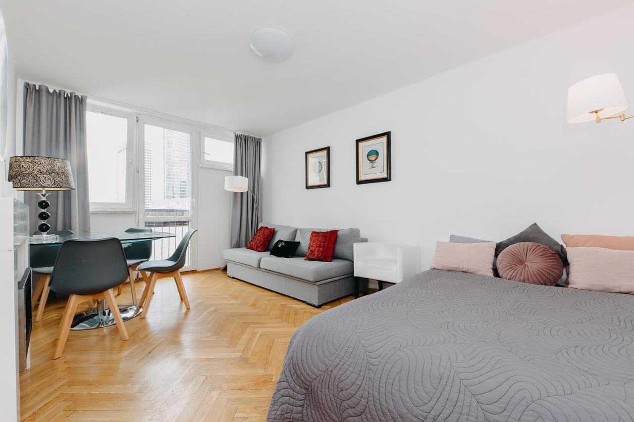V Ajax Warsaw Bed&Breakfast Rooms Екстериор снимка